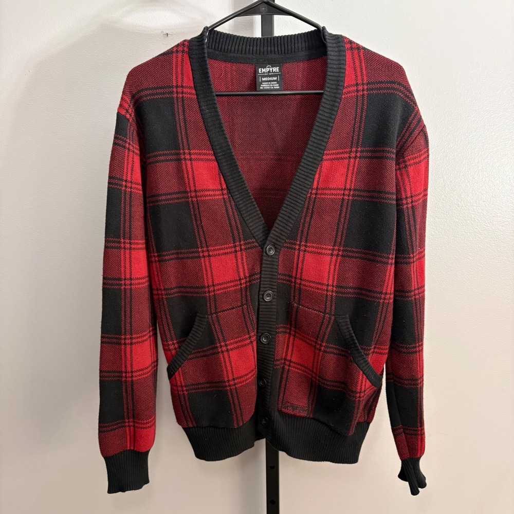 Empyre Mens Red Black Plaid Button Front Cardigan‎ Sweater Medium V-Neck Pocket